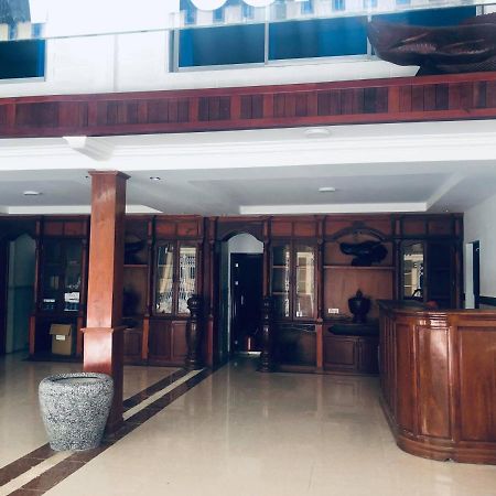 Ez Guesthouse Phnom Penh Exterior photo